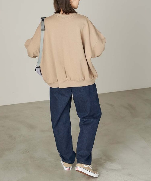 Chaco closet（チャコ クローゼット）の「"COLOMBIA"カレッジロゴ風ビッグシルエットスウェット（スウェット・レディース・ベージュ/ネイビー/カーキ・FREE）」の13枚目の写真