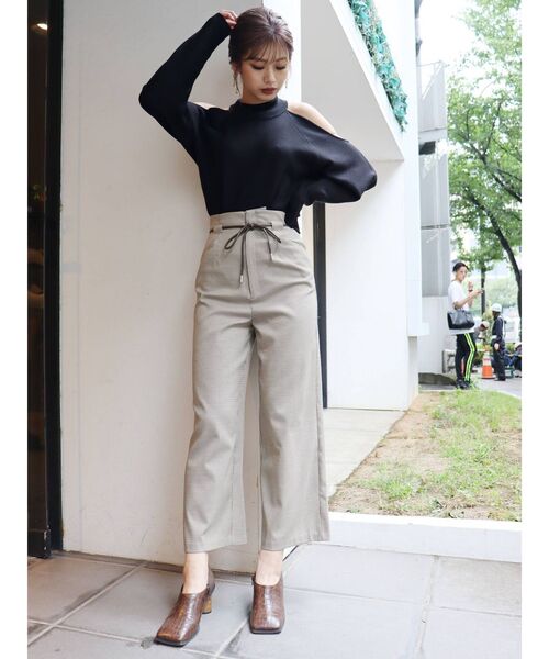 MURUA（ムルーア）の「タップブーティー（パンプス・レディース・アイボリー/ブラック/ブラウン・35/36/37）」の15枚目の写真