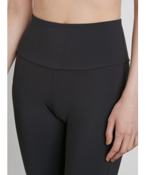 【emmi yoga】サスティナレッチレギンスパンツ