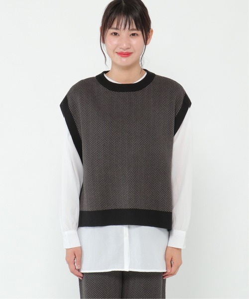 ikka（イッカ）の「サイドリボンハイネックベスト（ベスト・レディース・チャコールグレー/スカイブルー/ブラック/ベージュ・M/L）」の19枚目の写真