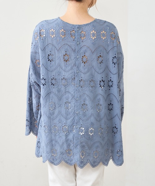 PUAL CE CIN（ピュアルセシン）の「両耳スカラップレースブラウス（シャツ/ブラウス・レディース・ブラック/ブルーグレー/グレイッシュベージュ・FREE）」の14枚目の写真