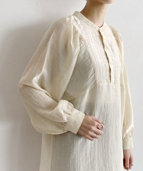 mysty woman（ミスティウーマン）の「シャイニー2WAYチュニックブラウス 219398（シャツ/ブラウス・レディース・アイボリー/チャコール/ダークオレンジ・FREE）」の13枚目の写真