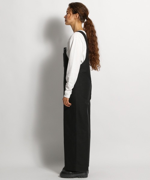 niko and...（ニコアンド）の「バックサテンワイドサロペット（サロペット/オーバーオール・レディース・ブラック/ブラウン/カーキ・MEDIUM/LARGE）」の6枚目の写真