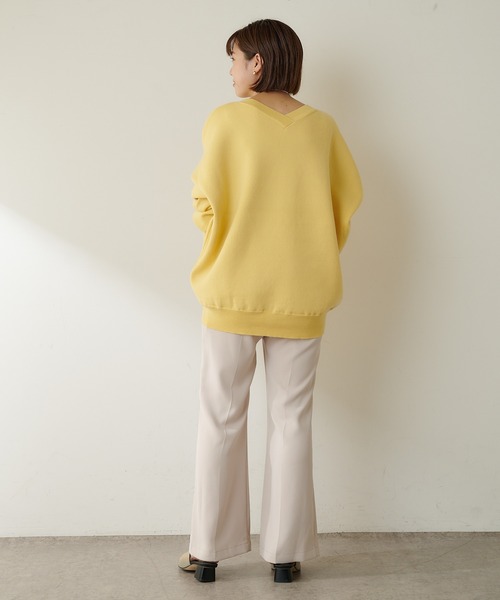 【超美品】SHENERYバックVスウェットライクニット SHENERY（シーナリー）の「バックVスウェットライクニット
