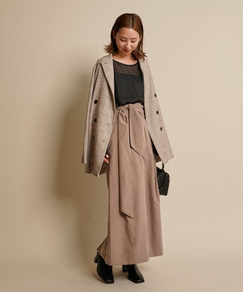 mline（エムライン）の「［mline］WEB限定 ピーチタックベルト付スカート（スカート・レディース・ブラック/ベージュ/アイボリー・1/2）」の3枚目の写真