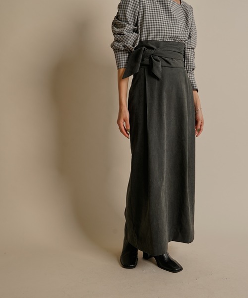 mline（エムライン）の「［mline］WEB限定 ピーチタックベルト付スカート（スカート・レディース・ブラック/ベージュ/アイボリー・1/2）」の11枚目の写真