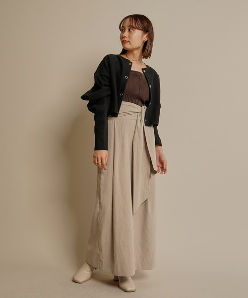 mline（エムライン）の「［mline］WEB限定 ピーチタックベルト付スカート（スカート・レディース・ブラック/ベージュ/アイボリー・1/2）」の14枚目の写真