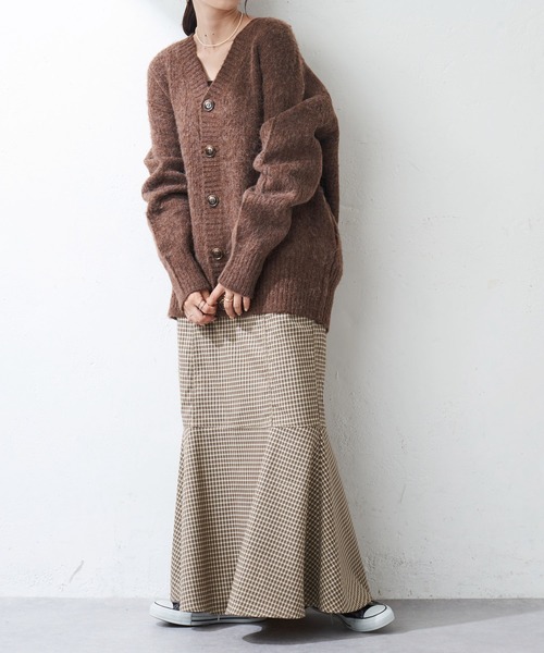 DISCOAT（ディスコート）の「起毛ビッグカーディガン（カーディガン/ボレロ・レディース・グレー/ブラウン/ライトベージュ/グリーン/サックスブルー/パープル/イエロー・FREE）」の18枚目の写真