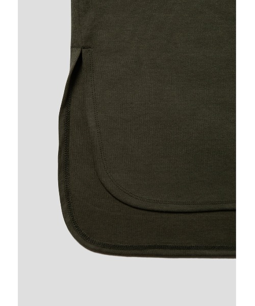 Design Tshirts Store graniph(デザイン ティーシャツ ストア グラニフ)の「ウィザードキャット|エンブロイダリースウェットワンピース(ワンピース・レディース・カーキ・FREE)」の7枚目の写真