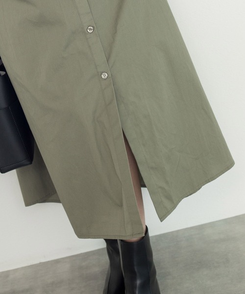 w closet(ダブルクローゼット)の「ウエストタック前開きシャツワンピース(シャツワンピース・レディース・オフホワイト/カーキ/ダークブラウン系1・FREE)」の14枚目の写真