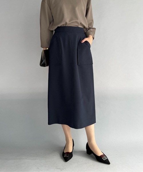 PICCIN（ピッチン）の「フロントポケットタイトスカート（スカート・レディース・ネイビー/オレンジ/グレイッシュベージュ・M）」の3枚目の写真