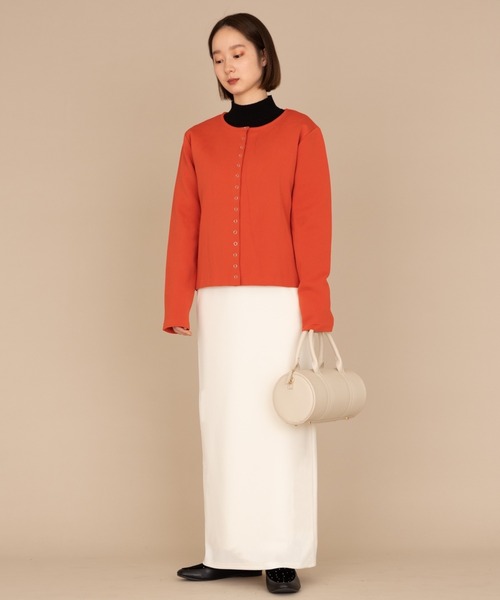 NEUNA（ヌナ）の「【さらさら素材が心地よい。】ペンシルiラインタイトロングスカート（スカート・レディース・ホワイト/ブラック/イエロー・SMALL/MEDIUM/LARGE）」の10枚目の写真