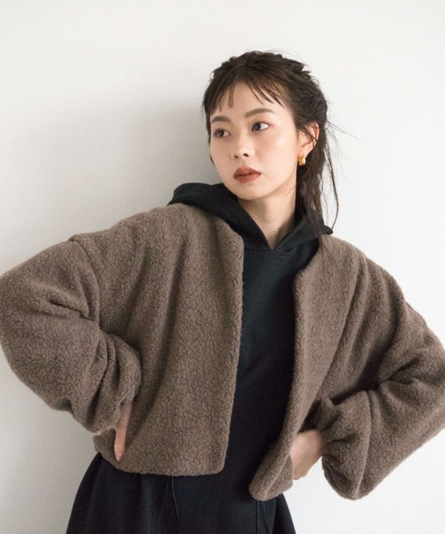 kaene（カエン）の「ショートボアカーディガン【daily collection】（カーディガン/ボレロ・レディース・オフホワイト/ブラウン/グレー・FREE）」の6枚目の写真