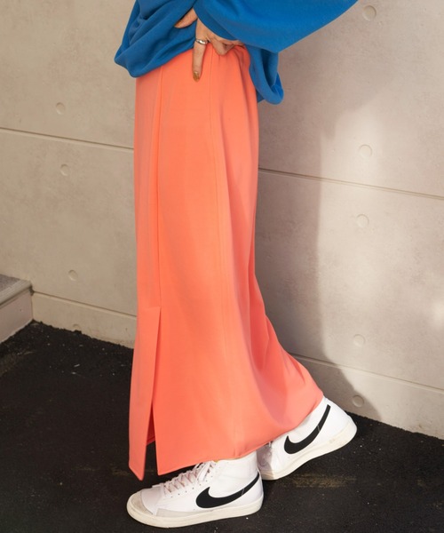 Auntie Rosa Holiday(アンティローザホリデー)の「フロントスリットタイトスカート(スカート・レディース・ブラック/ピンク/ブルー・FREE)」の6枚目の写真