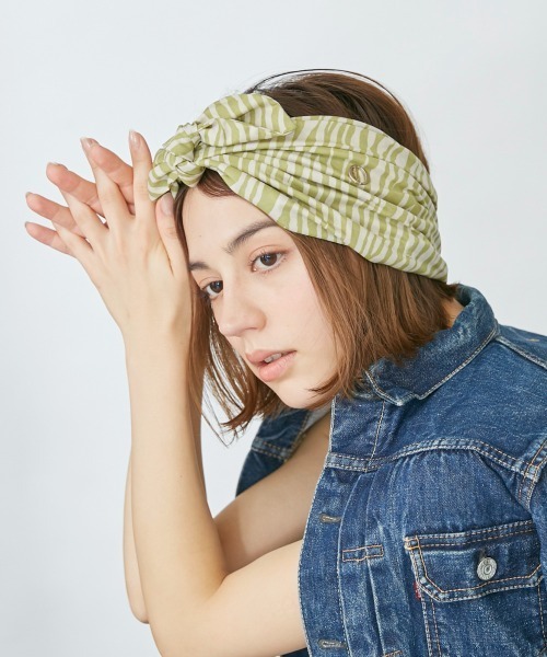 Chapeau d' O（シャポードオー）の「Chapeau d' O Front Knot Relax Turban（ヘアバンド・レディース・ブラック/ベージュ/ブルー/グリーン・FREE）」の5枚目の写真