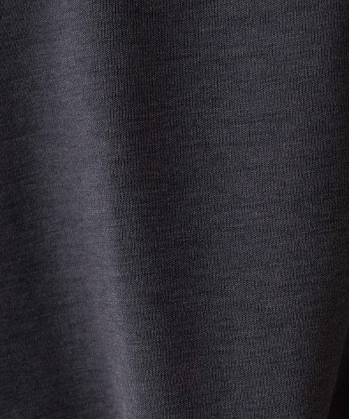 abahouse mavie（アバハウスマヴィ）の「袖ボリュームコンビプルオーバー（Tシャツ/カットソー・レディース・ホワイト/ブラック/チャコールグレー・フリー）」の13枚目の写真