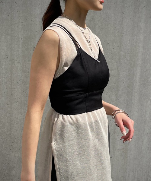 &g'aime(アンジェム)の「【&g’aime】カップ付きバックオープンビスチェ(Tシャツ/カットソー・レディース・ブラック/グレイッシュベージュ/チャコール・FREE)」の15枚目の写真