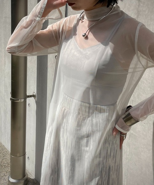 &g'aime(アンジェム)の「【&g’aime】カップ付きバックオープンビスチェ(Tシャツ/カットソー・レディース・ブラック/グレイッシュベージュ/チャコール・FREE)」の13枚目の写真