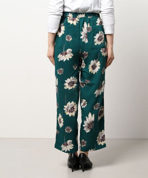 AMERICAN HOLIC(アメリカンホリック)の「花柄ストレートパンツ(その他パンツ・レディース・その他14・M/L)」の3枚目の写真