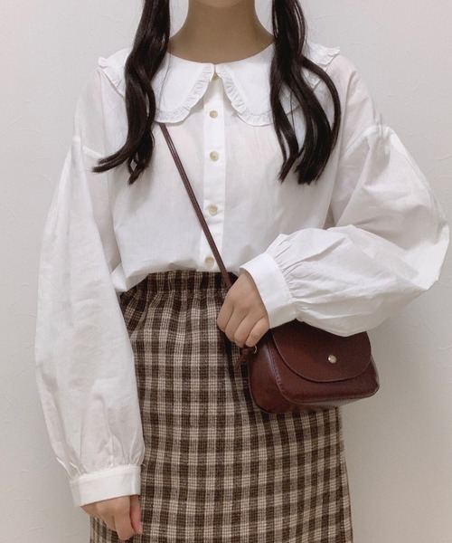 Cham.(チャム)の「ビッグカラーブラウス(シャツ/ブラウス・レディース・ベージュ/オフホワイト・F)」の15枚目の写真