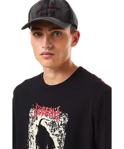 DIESEL（ディーゼル）の「メンズ Tシャツ クラック加工（Tシャツ/カットソー・メンズ・ホワイト/ブラック・X-SMALL/XXX-LARGE/X-LARGE/XX-LARGE/LARGE/SMALL/MEDIUM）」の8枚目の写真