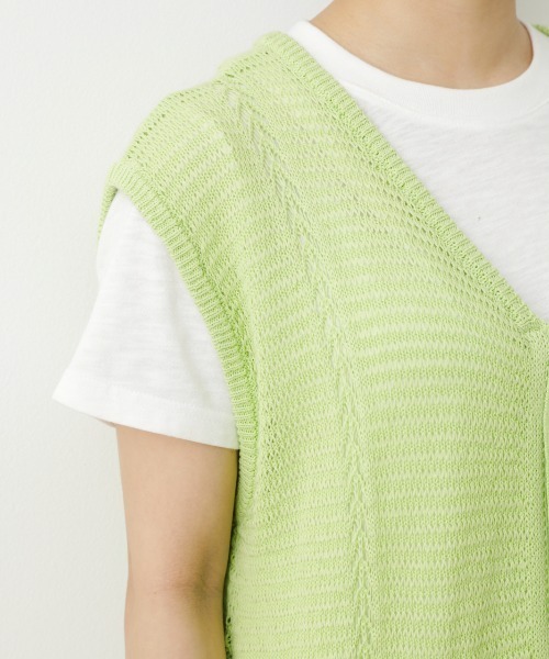 RODEO CROWNS WIDE BOWL（ロデオクラウンズワイドボウル）の「2WAYシアーニットベスト（ベスト・レディース・オフホワイト/ブラック/ライム・FREE）」の20枚目の写真