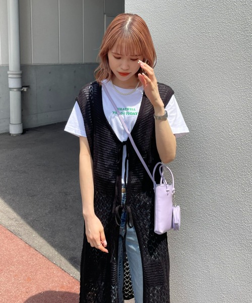 RODEO CROWNS WIDE BOWL（ロデオクラウンズワイドボウル）の「2WAYシアーニットベスト（ベスト・レディース・オフホワイト/ブラック/ライム・FREE）」の12枚目の写真