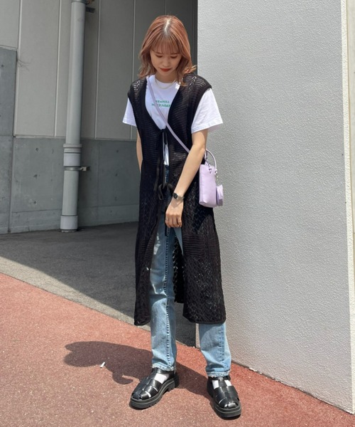 RODEO CROWNS WIDE BOWL（ロデオクラウンズワイドボウル）の「2WAYシアーニットベスト（ベスト・レディース・オフホワイト/ブラック/ライム・FREE）」の13枚目の写真