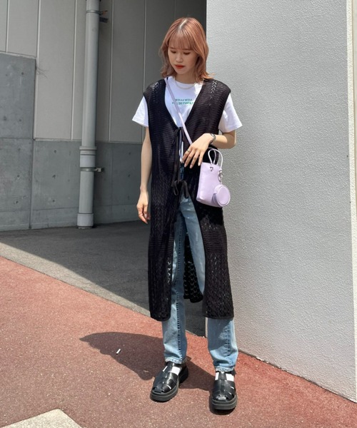 RODEO CROWNS WIDE BOWL（ロデオクラウンズワイドボウル）の「2WAYシアーニットベスト（ベスト・レディース・オフホワイト/ブラック/ライム・FREE）」の16枚目の写真