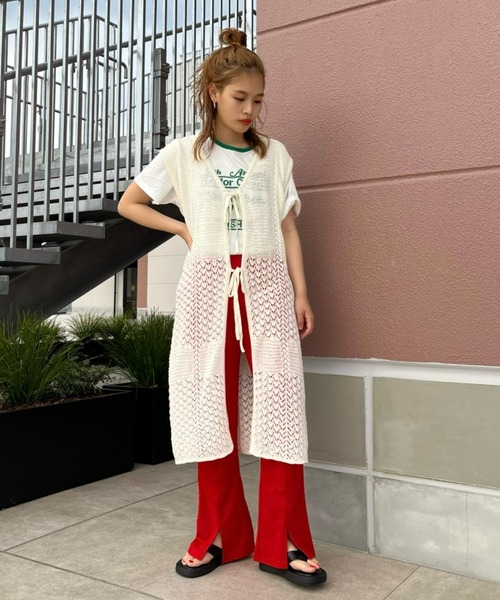 RODEO CROWNS WIDE BOWL（ロデオクラウンズワイドボウル）の「2WAYシアーニットベスト（ベスト・レディース・オフホワイト/ブラック/ライム・FREE）」の9枚目の写真