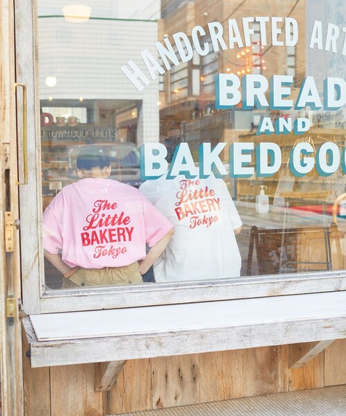 FREAK'S STORE(フリークスストア)の「▽【WEB限定】THE LITTLE BAKERY 別注Tシャツ/ザリトルベーカリー別注Tシャツ(半袖)(Tシャツ/カットソー・レディース・ライトグレー/ブラック/オフホワイト/ピンク・SMALL/MEDIUM/LARGE)」の13枚目の写真