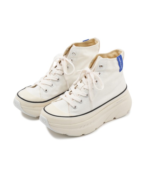 AKIII CLASSIC(アキクラシック)の「【店舗限定】【AKIII CLASSIC /アキクラシック】 RECOVERY COTTON HIGH スニーカー(スニーカー・レディース・ホワイト/ブラック・24.5㎝/23.5㎝)」の1枚目の写真