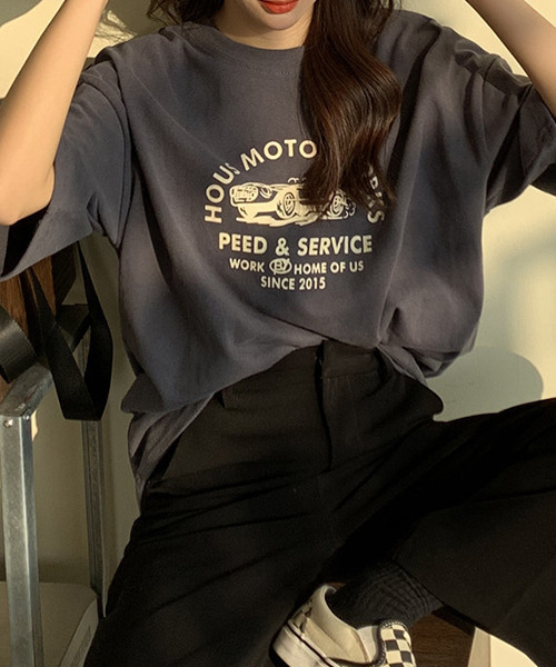 c.u.l(シーユーエル)の「【c.u.l:w】レトロフロントプリントTシャツ culw229(Tシャツ/カットソー・レディース・ホワイト/グレー・FREE)」の2枚目の写真