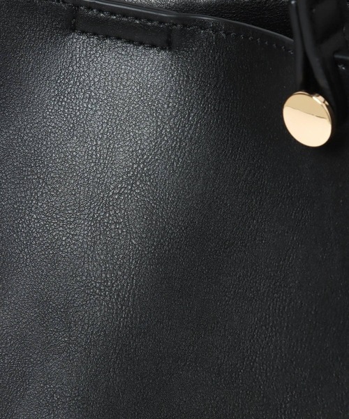 LEPSIM(レプシィム)の「【ゼロかる】キレイめA4トートバッグ 295324(トートバッグ・レディース・ブラック/アイボリー/グレイッシュベージュ・ONE SIZE)」の17枚目の写真