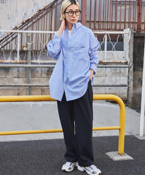 Auntie Rosa Holiday（アンティローザホリデー）の「ハイライズツータックストレートパンツ / サイズ展開あり（スラックス・レディース・ブラック/ベージュ/ネイビー・MEDIUM/SMALL）」の15枚目の写真