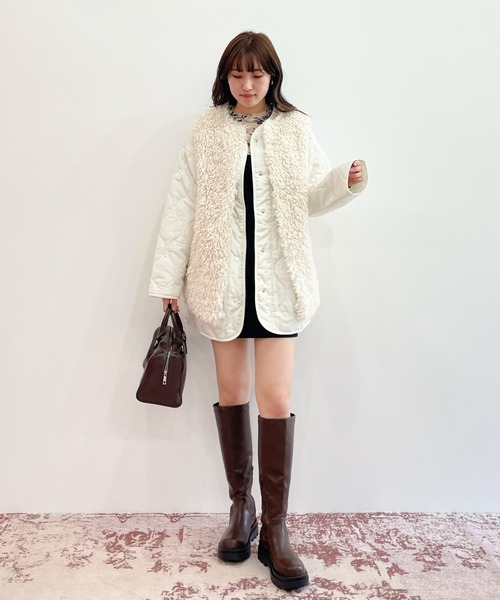 EPIMI E'PIMMY(エピミエピミー)の「【Set販売】フェイクファーボリュームベスト+キルティングミディコート(ミリタリージャケット・レディース・ブラック/カーキ/アイボリー・MEDIUM)」の7枚目の写真