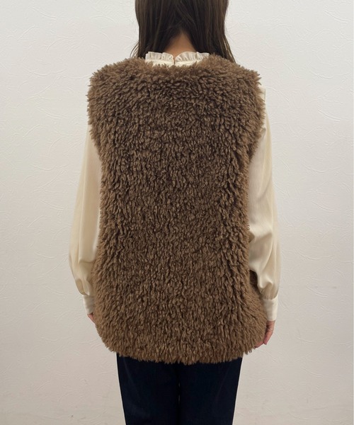 EPIMI E'PIMMY(エピミエピミー)の「【Set販売】フェイクファーボリュームベスト+キルティングミディコート(ミリタリージャケット・レディース・ブラック/カーキ/アイボリー・MEDIUM)」の16枚目の写真