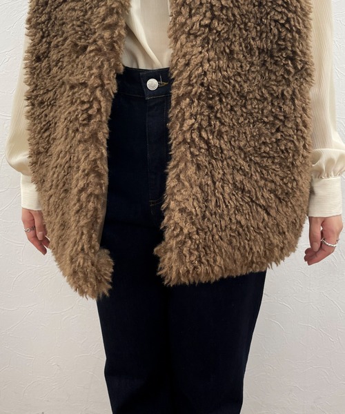 EPIMI E'PIMMY(エピミエピミー)の「【Set販売】フェイクファーボリュームベスト+キルティングミディコート(ミリタリージャケット・レディース・ブラック/カーキ/アイボリー・MEDIUM)」の12枚目の写真