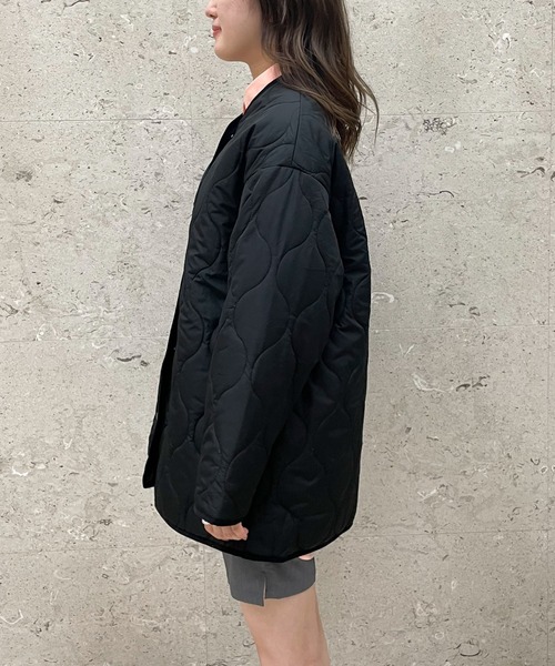 EPIMI E'PIMMY(エピミエピミー)の「【Set販売】フェイクファーボリュームベスト+キルティングミディコート(ミリタリージャケット・レディース・ブラック/カーキ/アイボリー・MEDIUM)」の5枚目の写真