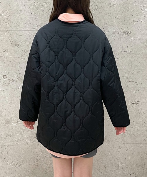 EPIMI E'PIMMY(エピミエピミー)の「【Set販売】フェイクファーボリュームベスト+キルティングミディコート(ミリタリージャケット・レディース・ブラック/カーキ/アイボリー・MEDIUM)」の9枚目の写真