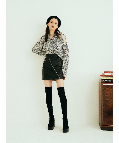 ENVYM（アンビー）の「ＺＩＰポイントＳＫ（スカート・レディース・ブラック/ブラウン・FREE）」の18枚目の写真