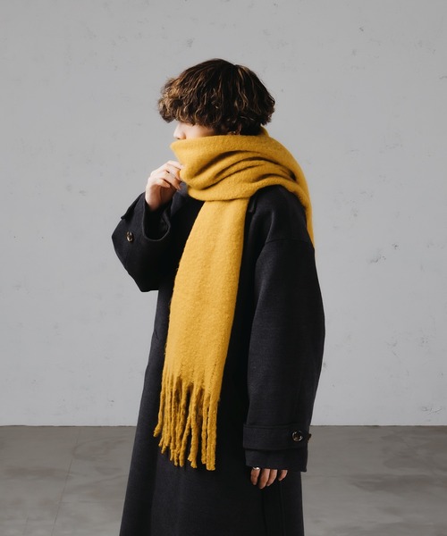 epnok（エプノック）の「アソートボリュームマフラー（マフラー・メンズ・ブラック/グレー/アイボリー/ベージュ/ブラウン/マスタード/グレイッシュブルー/ブルー/イエロー/ナチュラル/ベージュ系/アッシュグレー/ブルー系/ウッド/ブラック×グレー/ホワイト×ブルー・FREE）」の17枚目の写真