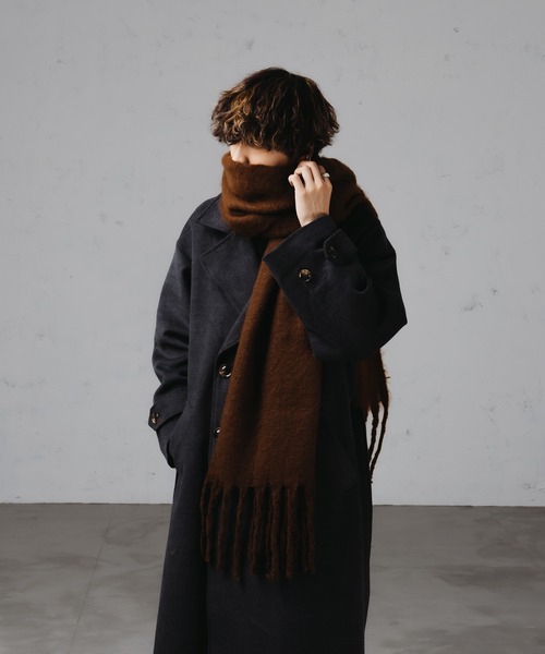 epnok（エプノック）の「アソートボリュームマフラー（マフラー・メンズ・ブラック/グレー/アイボリー/ベージュ/ブラウン/マスタード/グレイッシュブルー/ブルー/イエロー/ナチュラル/ベージュ系/アッシュグレー/ブルー系/ウッド/ブラック×グレー/ホワイト×ブルー・FREE）」の22枚目の写真