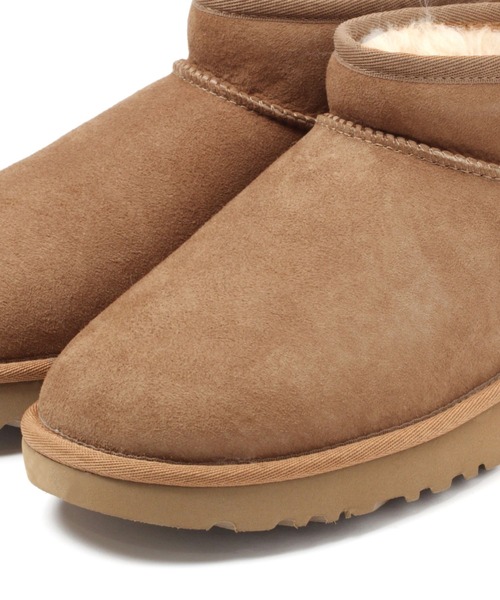 UGG Australia(アグオーストラリア)の「UGG / ウルトラミニ(ブーツ・レディース・ブラック/キャメル・6/8/7)」の12枚目の写真