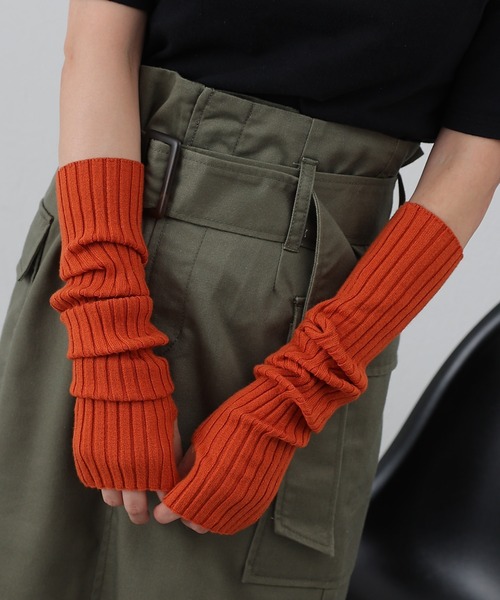 COLONY 2139（コロニートゥーワンスリーナイン）の「アームウォーマー（アームカバー・レディース・オレンジ/ライトグレー/グリーン/アイボリー/ブラック・FREE）」の5枚目の写真