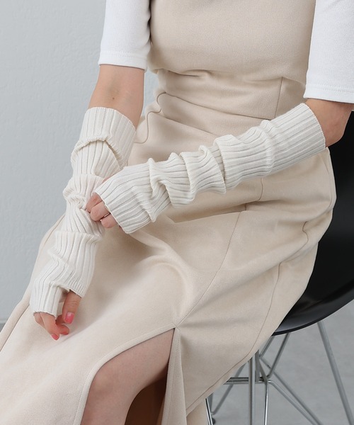 COLONY 2139（コロニートゥーワンスリーナイン）の「アームウォーマー（アームカバー・レディース・オレンジ/ライトグレー/グリーン/アイボリー/ブラック・FREE）」の12枚目の写真