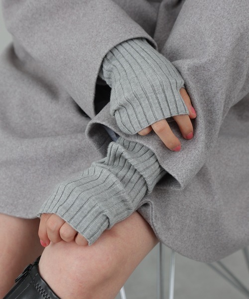 COLONY 2139（コロニートゥーワンスリーナイン）の「アームウォーマー（アームカバー・レディース・オレンジ/ライトグレー/グリーン/アイボリー/ブラック・FREE）」の22枚目の写真