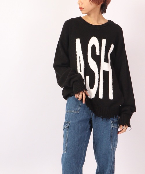 RE730（アールイーセブンサーティー）の「RE730 ビッグロゴ英字クルーネック ワイドセーター（ニット/セーター・メンズ・ブラック/オフホワイト・M/L）」の2枚目の写真