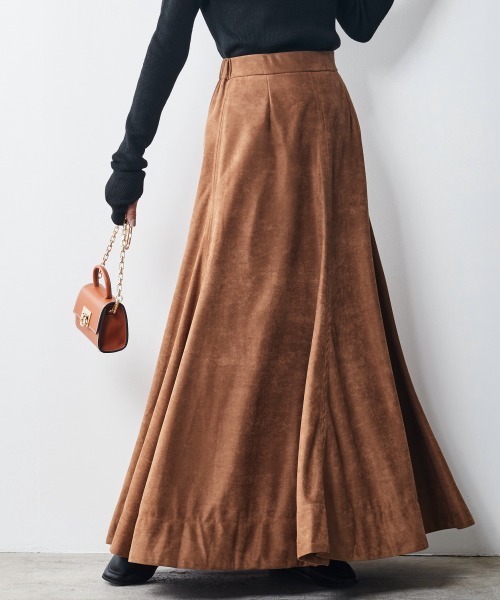 CHIC STYLE(シックスタイル)の「 スエード調フレアマキシスカート <大きいサイズ有>シックスタイル(スカート・レディース・ネイビー/モカ・M/L/LL/3L/4L/5L/6L/8L)」の14枚目の写真