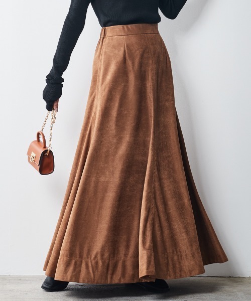 CHIC STYLE(シックスタイル)の「 スエード調フレアマキシスカート <大きいサイズ有>シックスタイル(スカート・レディース・ネイビー/モカ・M/L/LL/3L/4L/5L/6L/8L)」の12枚目の写真
